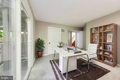 6520 Palisades Drive, Centreville, VA 20121 - Photo 10