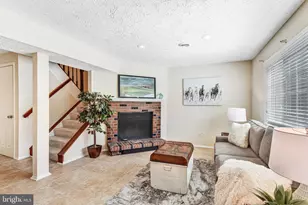 5579 Glasgow Woods Ct, Fairfax, VA 22032 - Photo 20