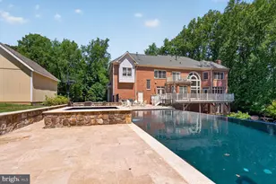 10507 Oakton Ridge Ct, Oakton, VA 22124 - Photo 2