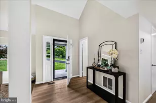 11057 Bishopsgate Ct, Reston, VA 20194 - Photo 10