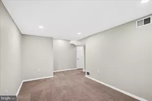11057 Bishopsgate Ct, Reston, VA 20194 - Photo 48