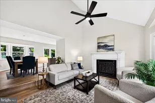 11057 Bishopsgate Ct, Reston, VA 20194 - Photo 14