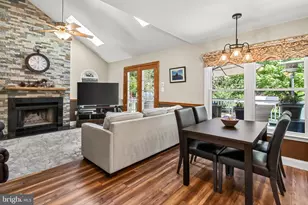 6463 Woodmere Pl, Centreville, VA 20120 - Photo 22