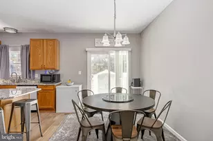 9626 Eaton Woods Pl, Lorton, VA 22079 - Photo 14