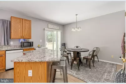 9626 Eaton Woods Place, Lorton, VA 22079 - Photo 10