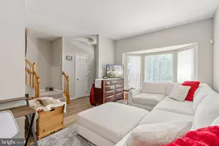9626 Eaton Woods Pl, Lorton, VA 22079 - Photo 8