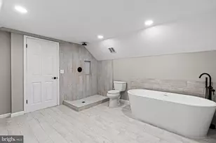 717 Kentland Dr, Great Falls, VA 22066 - Photo 44