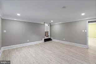 717 Kentland Dr, Great Falls, VA 22066 - Photo 18