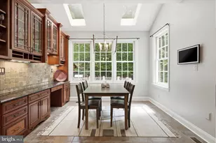 7211 12 Oaks Dr, Fairfax Station, VA 22039 - Photo 16