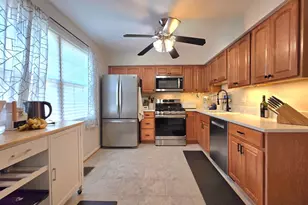 2805 Balliett Ct, Vienna, VA 22180 - Photo 4