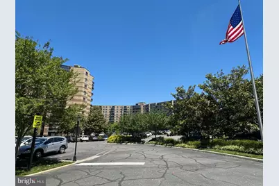 8340 Greensboro Drive #906, McLean, VA 22102 - Photo 38