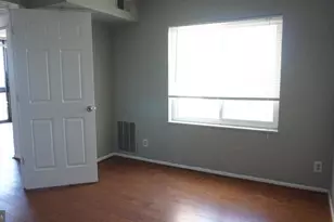 8340 Greensboro Dr, McLean, VA 22102 - Photo 18