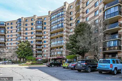 8340 Greensboro Drive #521, McLean, VA 22102 - Photo 2