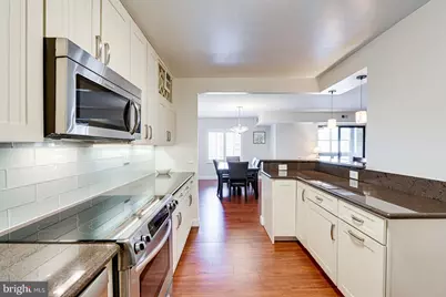 8340 Greensboro Drive #521, McLean, VA 22102 - Photo 6