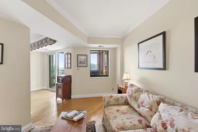 5902 Mount Eagle Drive #703, Alexandria, VA 22303 - Photo 10