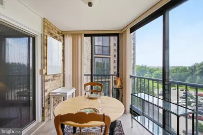 5902 Mount Eagle Drive #703, Alexandria, VA 22303 - Photo 2