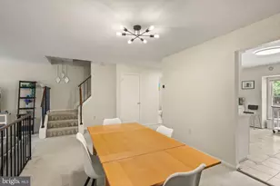 7877 Hampton Village Pass, Annandale, VA 22003 - Photo 18