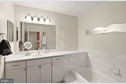 7877 Hampton Village Pass, Annandale, VA 22003 - Photo 28