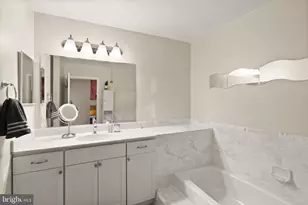 7877 Hampton Village Pass, Annandale, VA 22003 - Photo 28