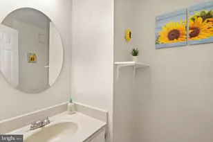 7877 Hampton Village Pass, Annandale, VA 22003 - Photo 24