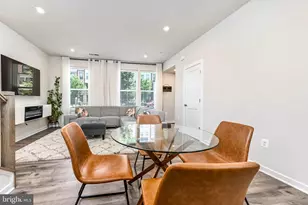 13543 Sayward Blvd, Herndon, VA 20171 - Photo 10