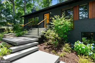 6340 Waterway Dr, Falls Church, VA 22044 - Photo 4