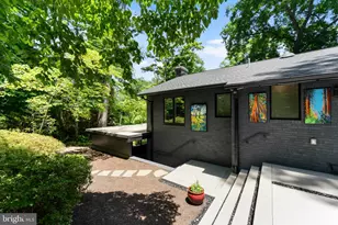 6340 Waterway Dr, Falls Church, VA 22044 - Photo 34