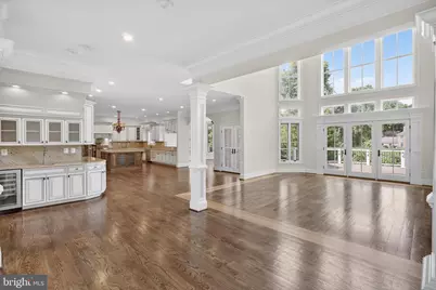 7112 Georgetown Pike, McLean, VA 22101 - Photo 10