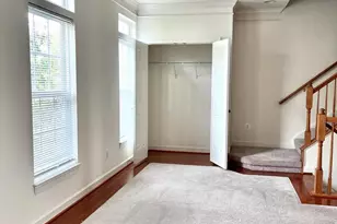 5605 Harrington Falls Ln, Alexandria, VA 22312 - Photo 8