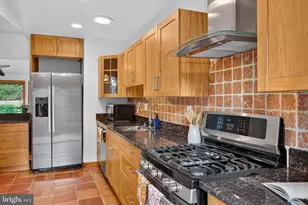 7901 Sycamore Dr, Falls Church, VA 22042 - Photo 36