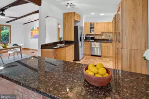 7901 Sycamore Dr, Falls Church, VA 22042 - Photo 30