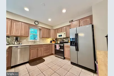 7911 Yancey Drive, Falls Church, VA 22042 - Photo 10