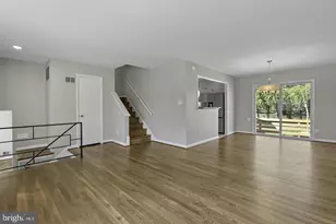 8908 Charles Augustine Dr, Alexandria, VA 22308 - Photo 4