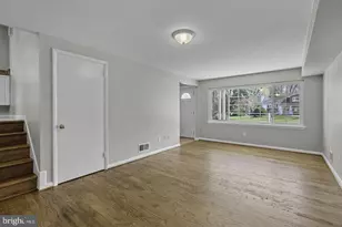8908 Charles Augustine Dr, Alexandria, VA 22308 - Photo 10