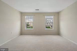 7822 Harrowgate Cir, Springfield, VA 22152 - Photo 14