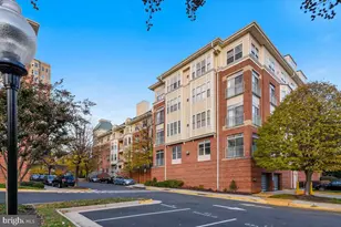 1851 Stratford Park Pl, Reston, VA 20190 - Photo 24
