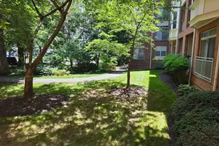 1851 Stratford Park Pl, Reston, VA 20190 - Photo 10