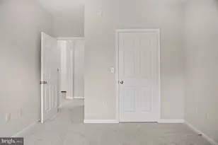 12956 Centre Park Cir, Herndon, VA 20171 - Photo 16