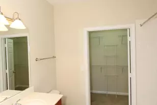 12956 Centre Park Cir, Herndon, VA 20171 - Photo 8