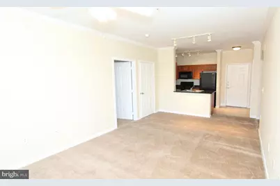 12956 Centre Park Circle #317, Herndon, VA 20171 - Photo 4