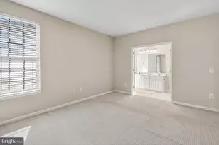 11575 Cavalier Landing Ct, Fairfax, VA 22030 - Photo 26