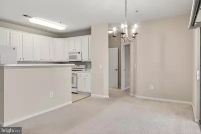 11575 Cavalier Landing Court #301, Fairfax, VA 22030 - Photo 6