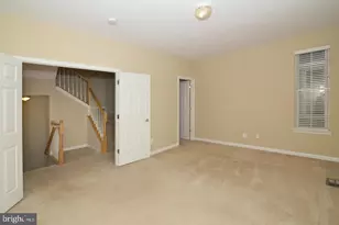 7751 Milford Haven Dr, Lorton, VA 22079 - Photo 10