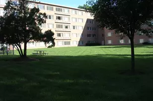 10570 Main St, Fairfax, VA 22030 - Photo 16
