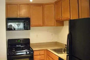 10570 Main St, Fairfax, VA 22030 - Photo 6