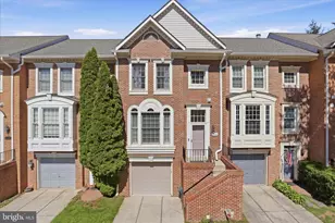 3946 Valley Ridge Dr, Fairfax, VA 22033 - Photo 1