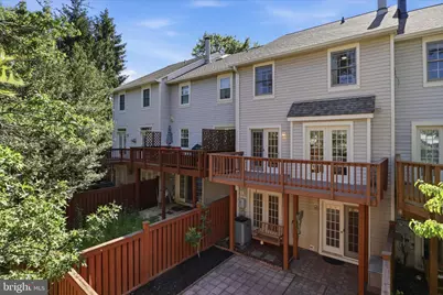 3946 Valley Ridge Drive, Fairfax, VA 22033 - Photo 16