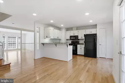 3946 Valley Ridge Drive, Fairfax, VA 22033 - Photo 10