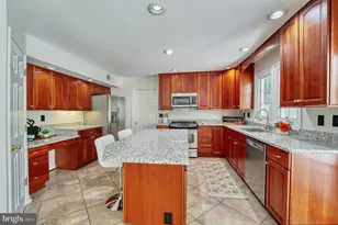 8722 Foxhall Terrace, Fairfax Station, VA 22039 - Photo 14