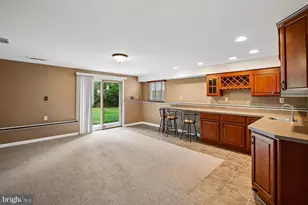 7871 Godolphin Dr, Springfield, VA 22153 - Photo 40